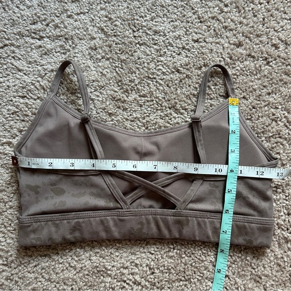 Alphalete Brown Pebble Print Surface Limitless Sports Bra Size Small - Picture 4 of 4